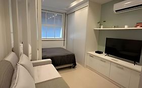 Apartamento Loft em Copacabana a Passos da Praia